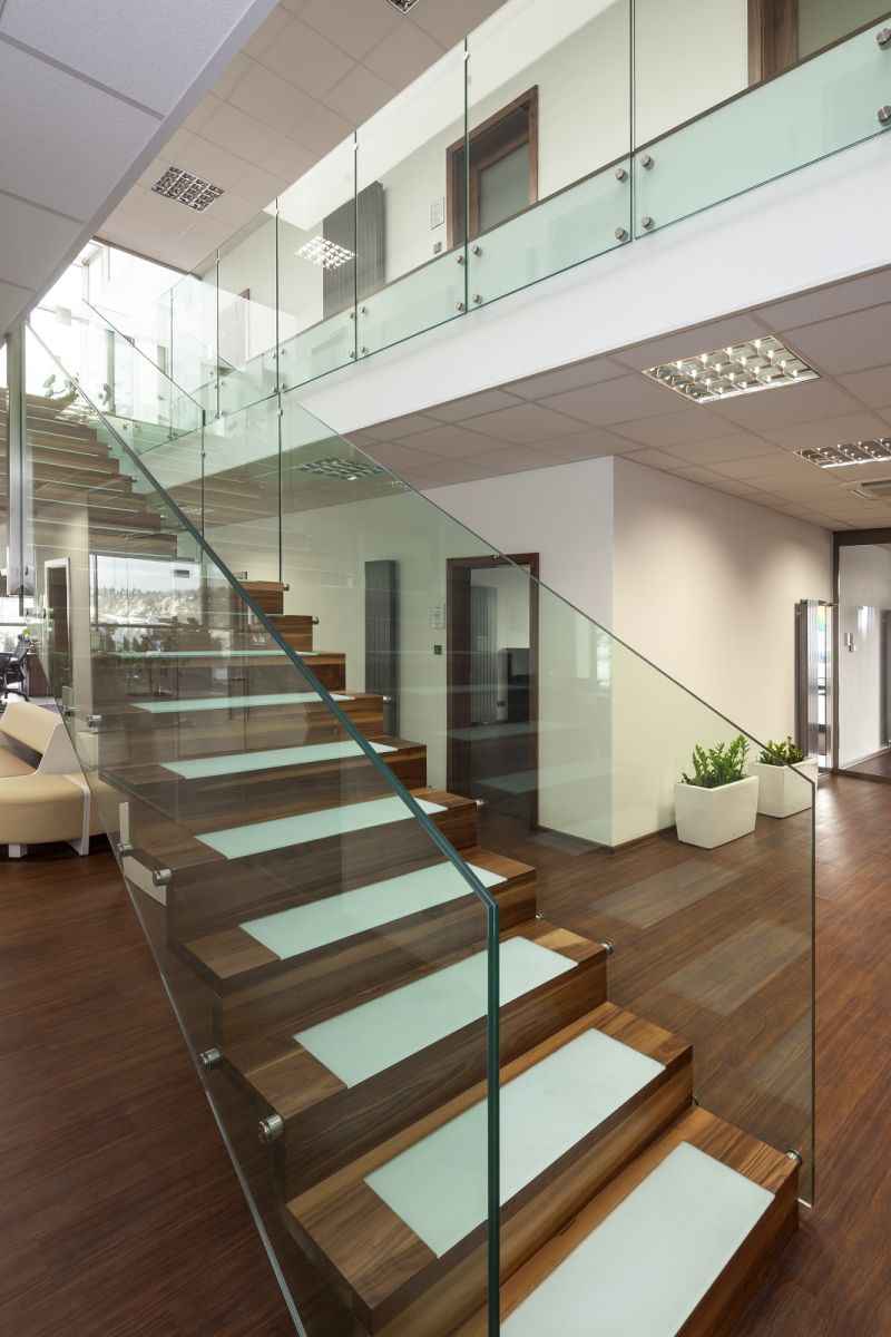 Celoskleněné zábradlí VV SKLO