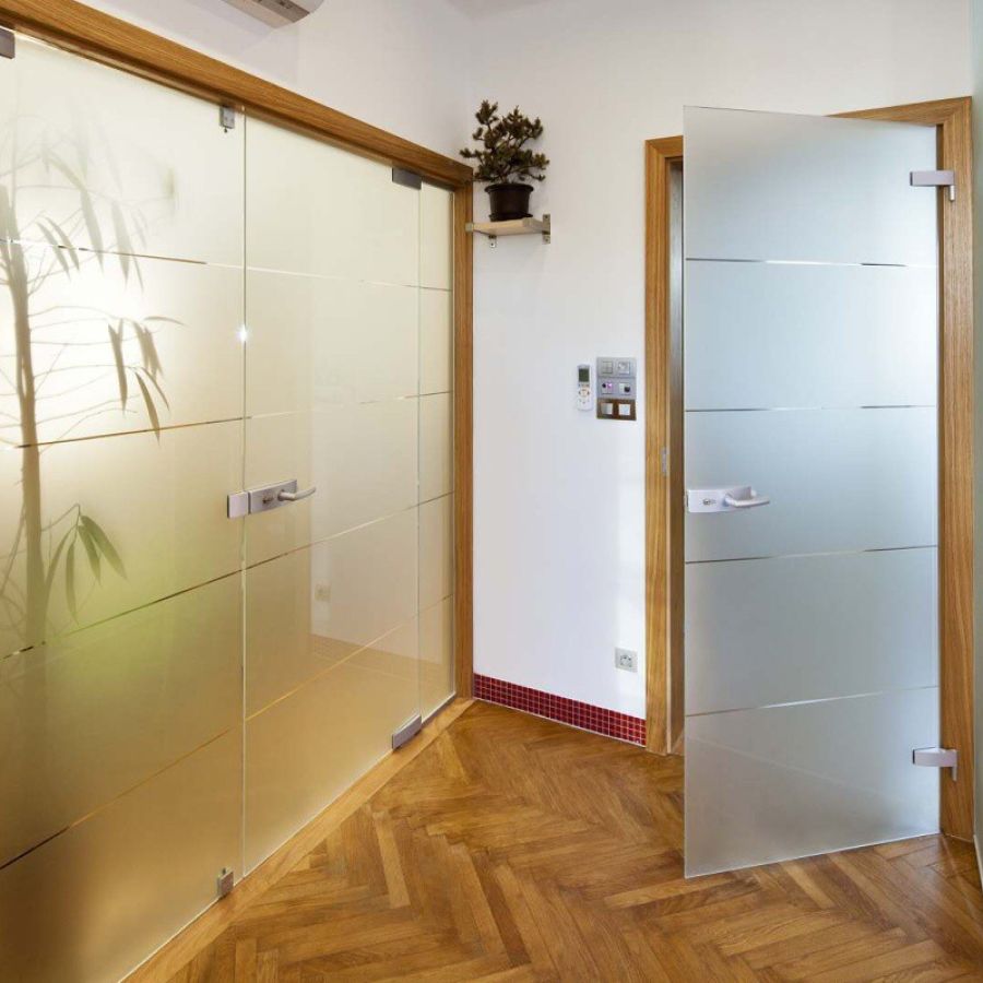 Dvoukřídlé celoskleněné dveře VV SKLO