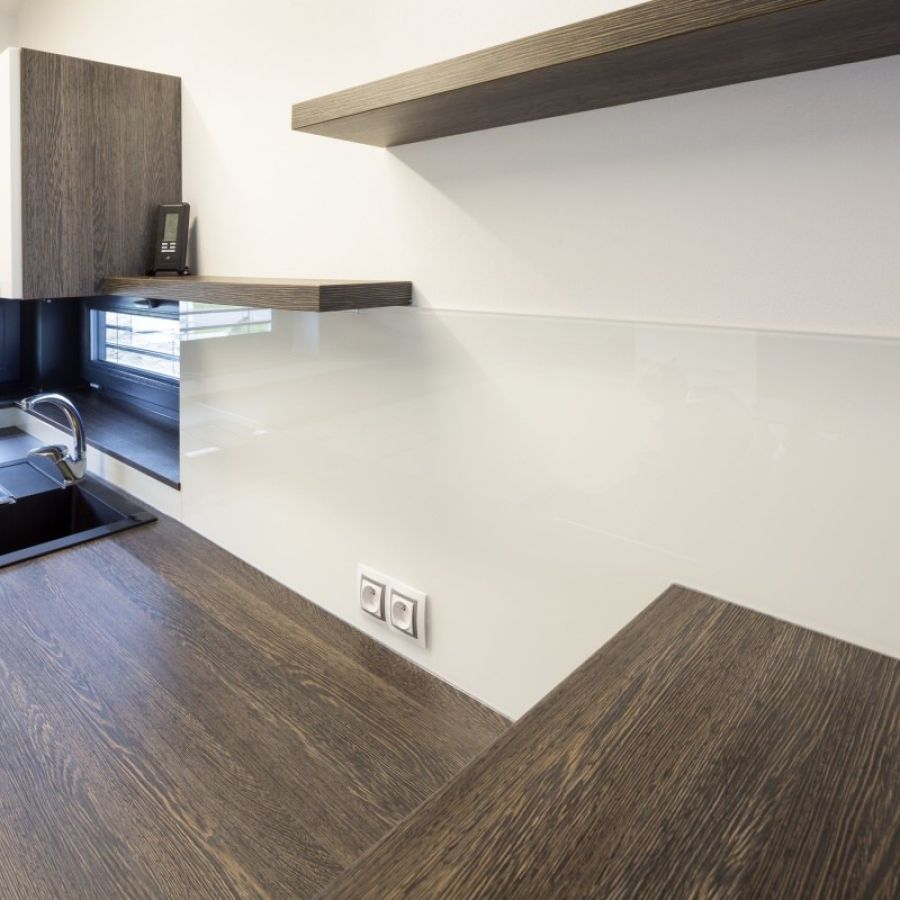 Skleněný obklad VV SKLO